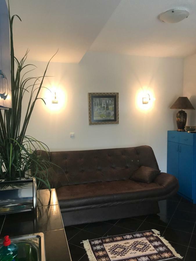 Sara Apartments Baška Voda Dış mekan fotoğraf